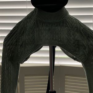 Almost Famous crop sweater